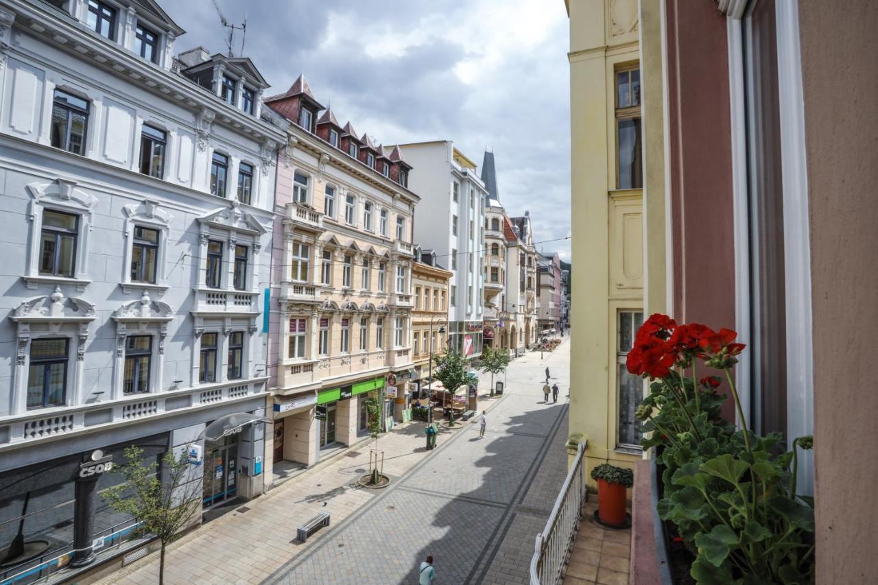 Hotel Kavalir Karlovy Vary Dış mekan fotoğraf