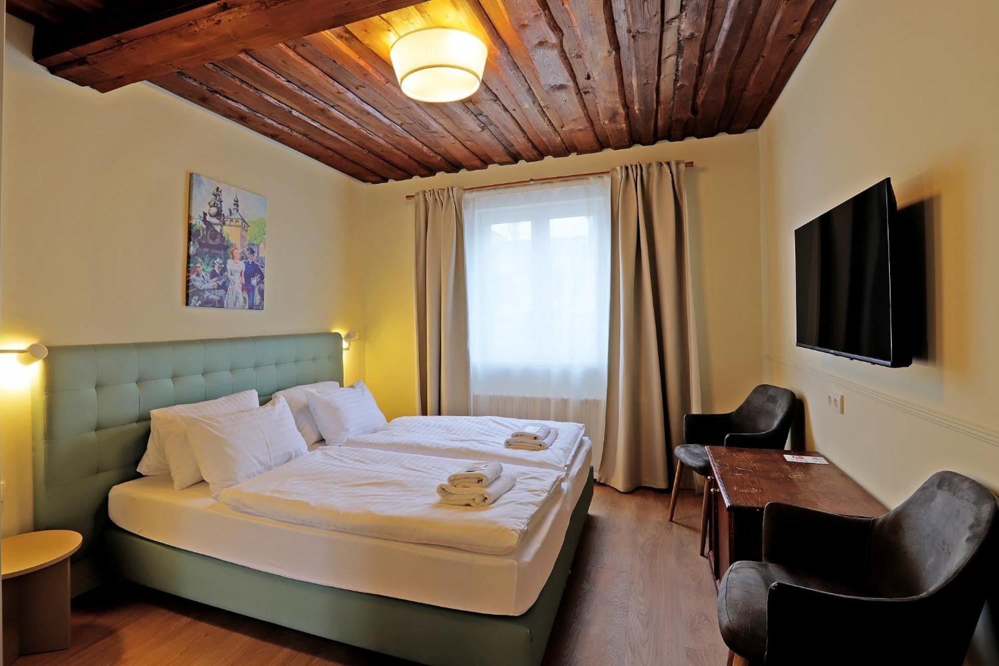 Hotel Kavalir Karlovy Vary Dış mekan fotoğraf