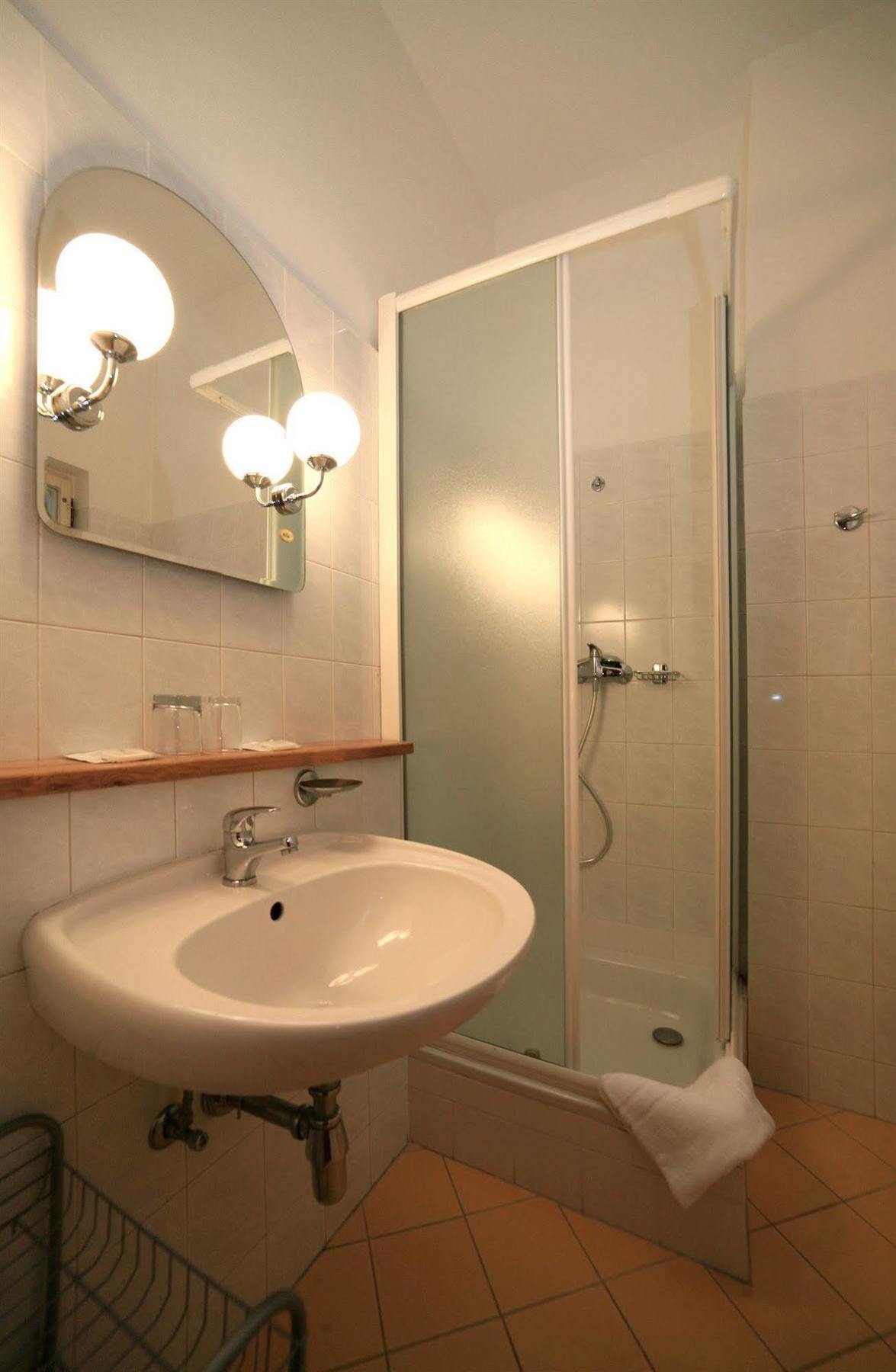Hotel Kavalir Karlovy Vary Dış mekan fotoğraf